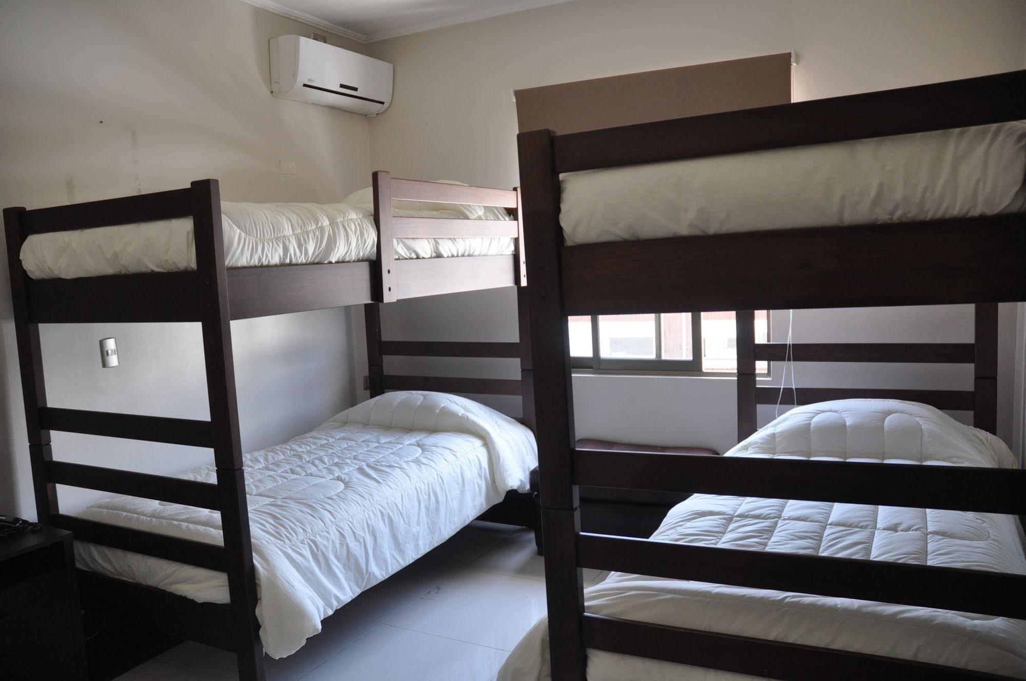 Cosmopolita Hostel Santiago du Chili Extérieur photo
